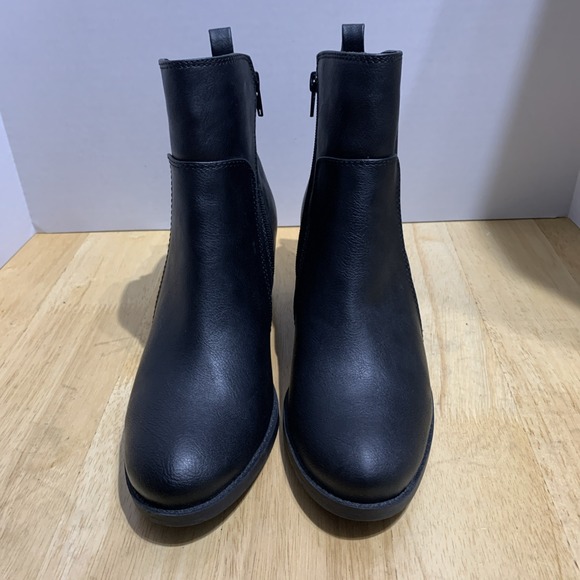 CITY CLASSIFIED TROOP-S ZIPPER HIGH FRONT SHORT HEEL ANKLE BOOTIES Black SZ 8 - Picture 4 of 8